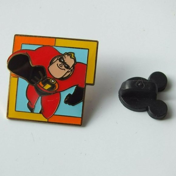 Disney Pin - Mr. Incredible Mickey's Mystery Pin Machine Pixar Collection - 2007 - Picture 8 of 8